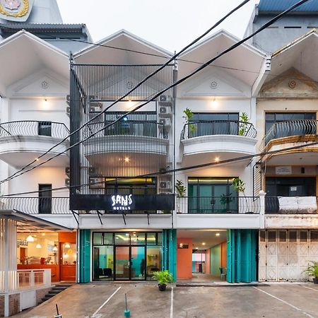 Sans Hotel Suryakencana Bogor Ngoại thất bức ảnh