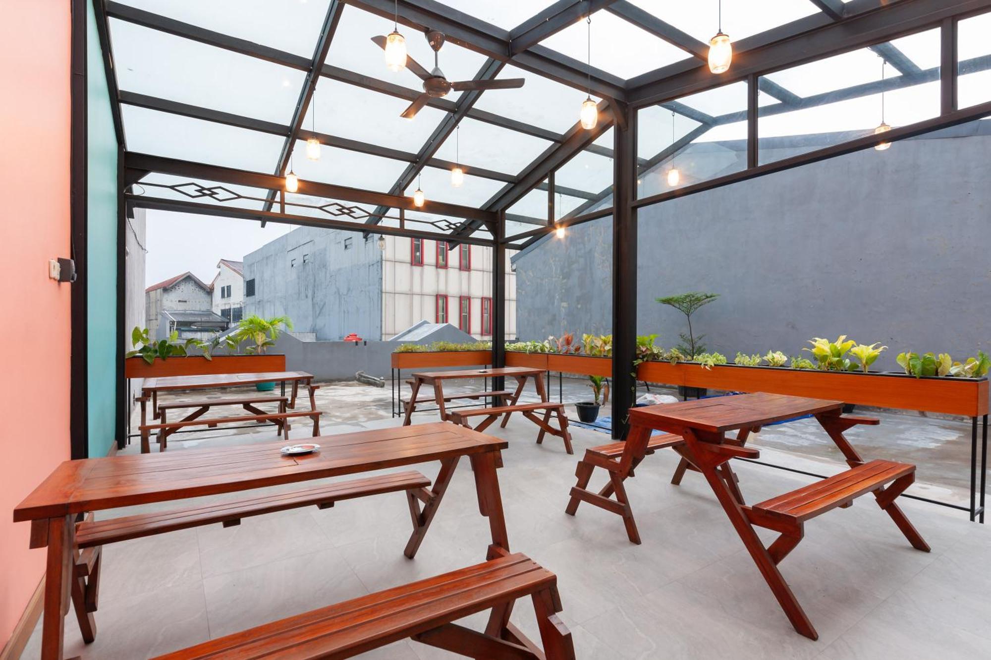 Sans Hotel Suryakencana Bogor Ngoại thất bức ảnh