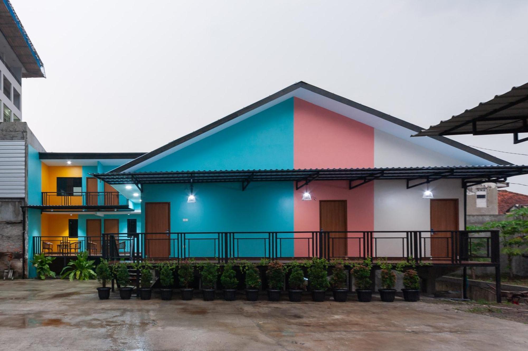 Sans Hotel Suryakencana Bogor Ngoại thất bức ảnh