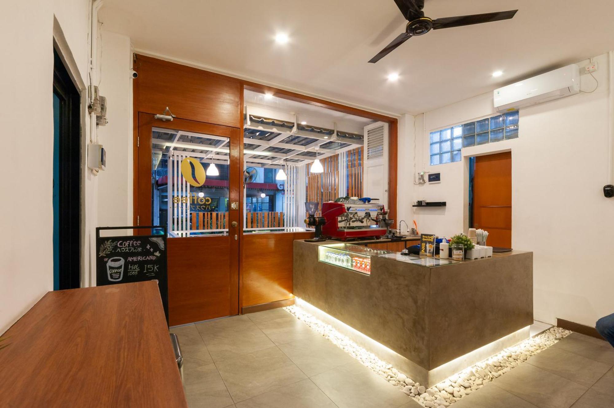 Sans Hotel Suryakencana Bogor Ngoại thất bức ảnh