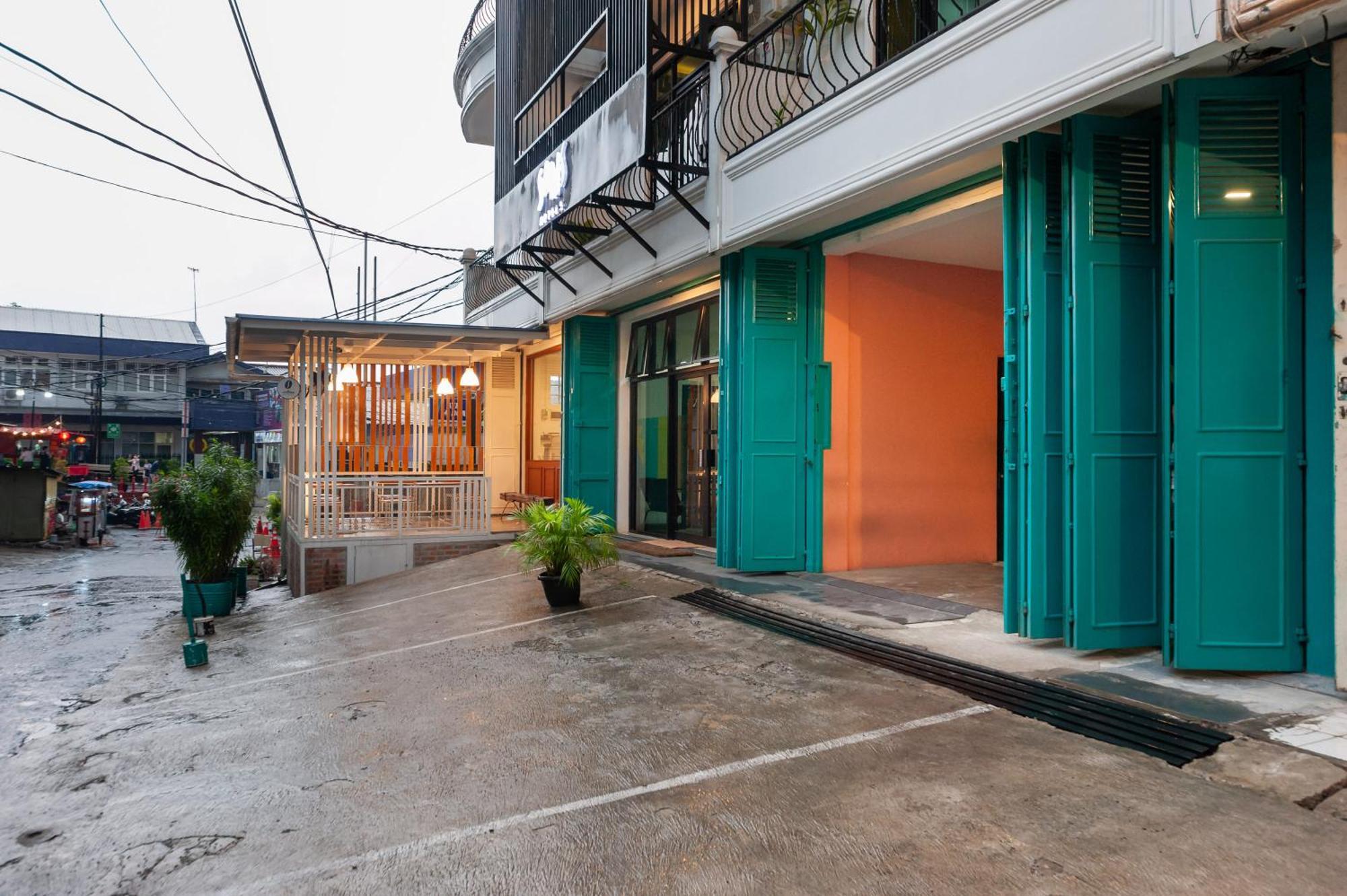 Sans Hotel Suryakencana Bogor Ngoại thất bức ảnh